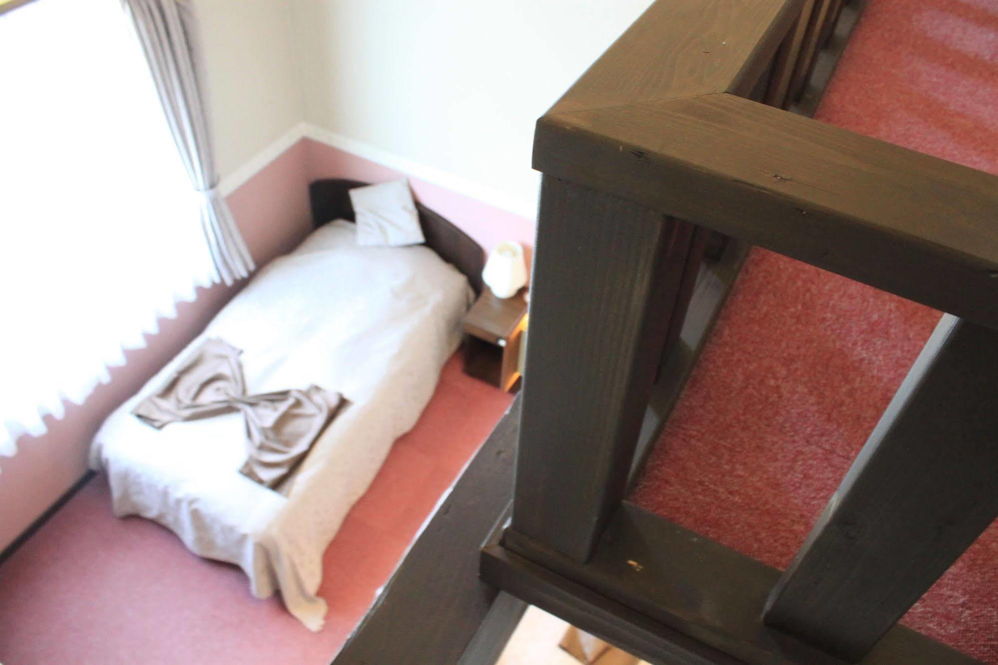 Nakafurano Petit Hotel Blanc Fleur מראה חיצוני תמונה